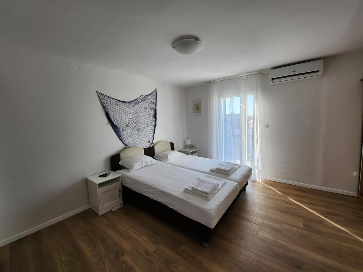 Apartmani Neva 수페타르 외부 사진