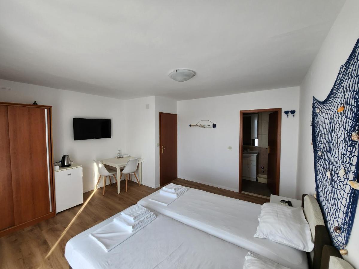 Apartmani Neva 수페타르 외부 사진