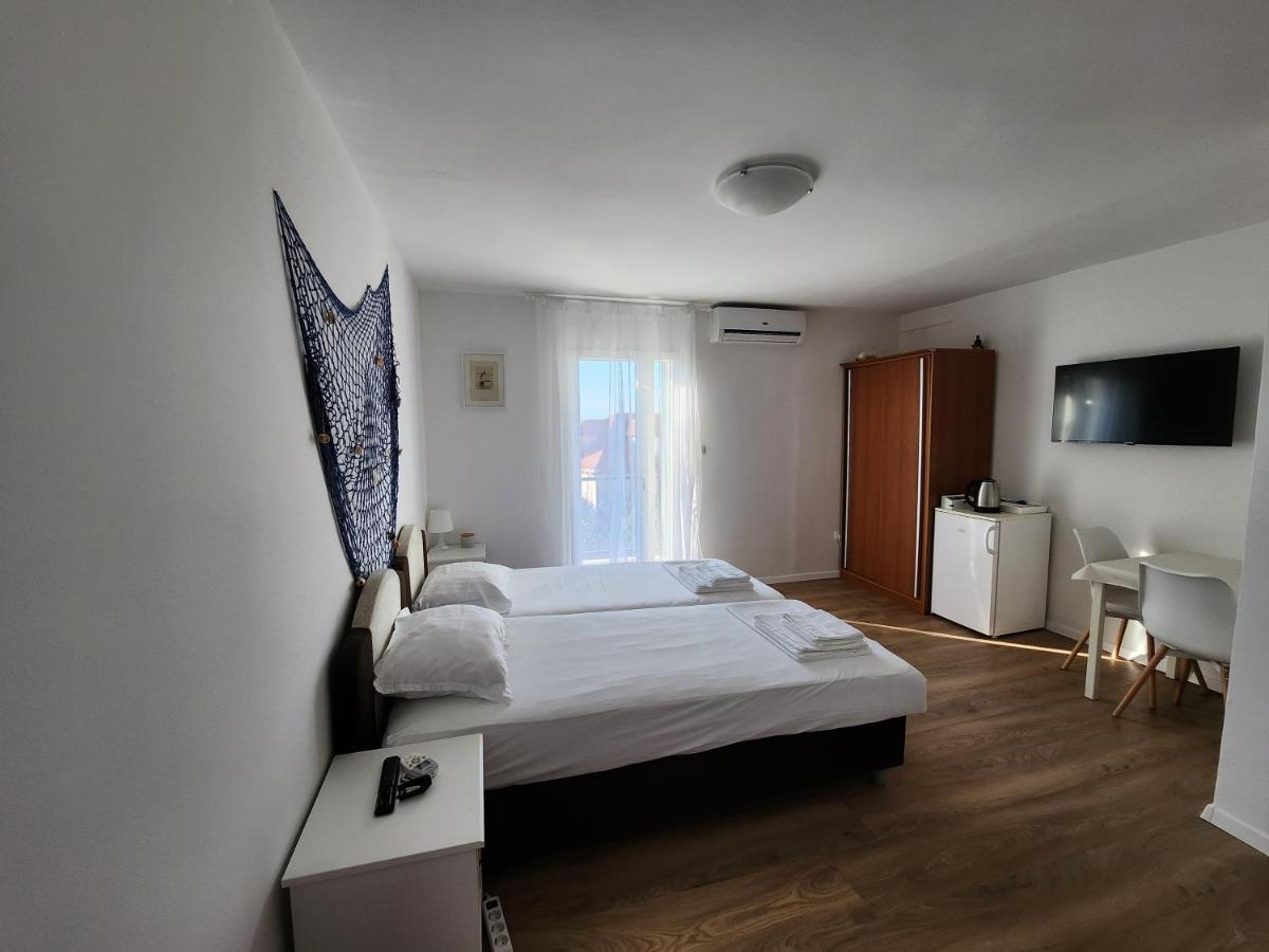 Apartmani Neva 수페타르 외부 사진