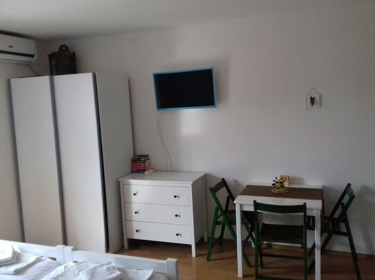 Apartmani Neva 수페타르 외부 사진